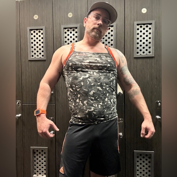 Meet your Posher, Cole - Picture 16 of 16